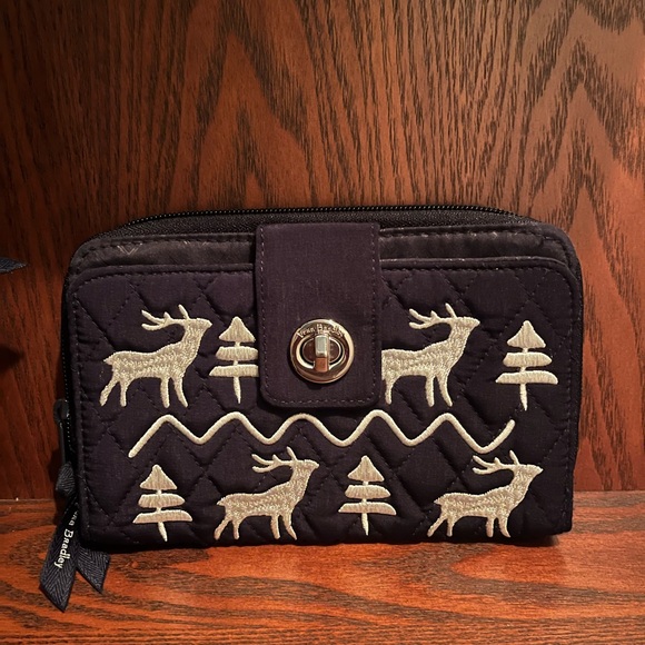 NWT Vera Bradley Merry Mischief Essential Compact Backpack and Wallet Set - Picture 3 of 8